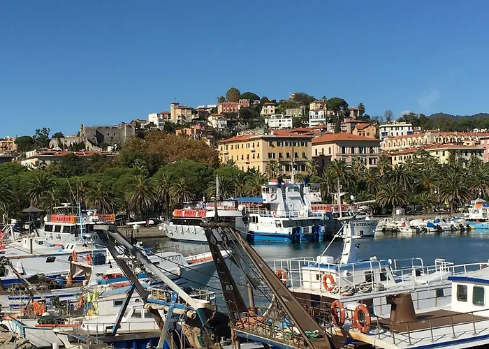 Racconti Di Mare - 5 Terre Jre بيت ضيافة لا سبيتسْيا